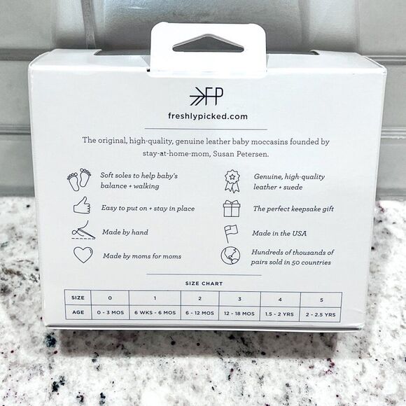 Brand New in Box! Freshly Picked Graphite Oxford Soft Sole Baby Crib Shoe Size 2 - Picture 4 of 4